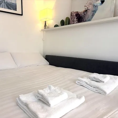4 Mi Appartement *
